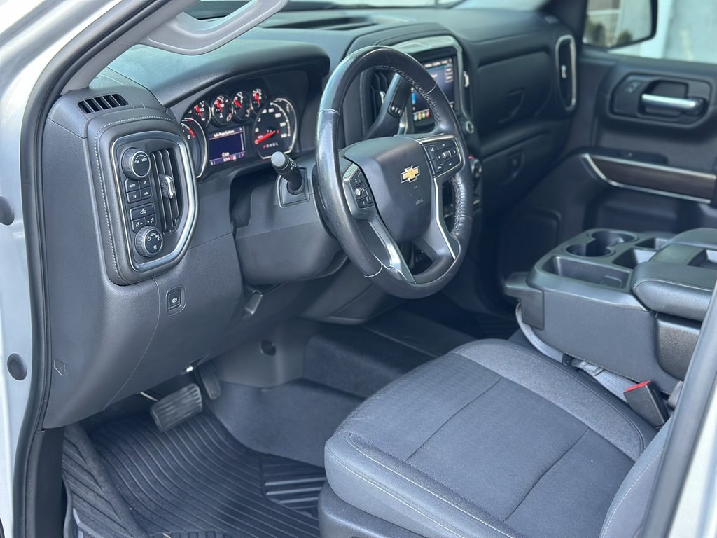 2022 Chevrolet Silverado Ltd - $32,995