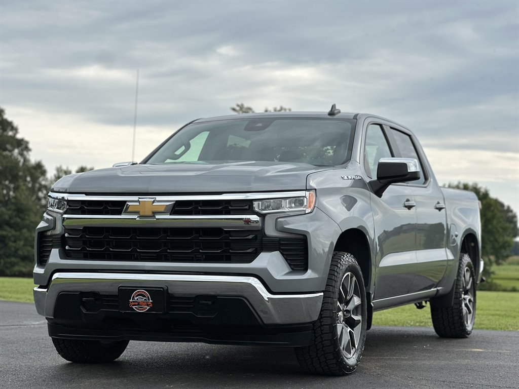 2024 Chevrolet Silverado 1500 - $37,995