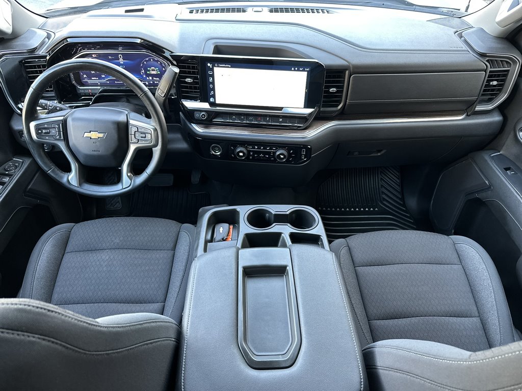 2024 Chevrolet Silverado 1500 - $37,995