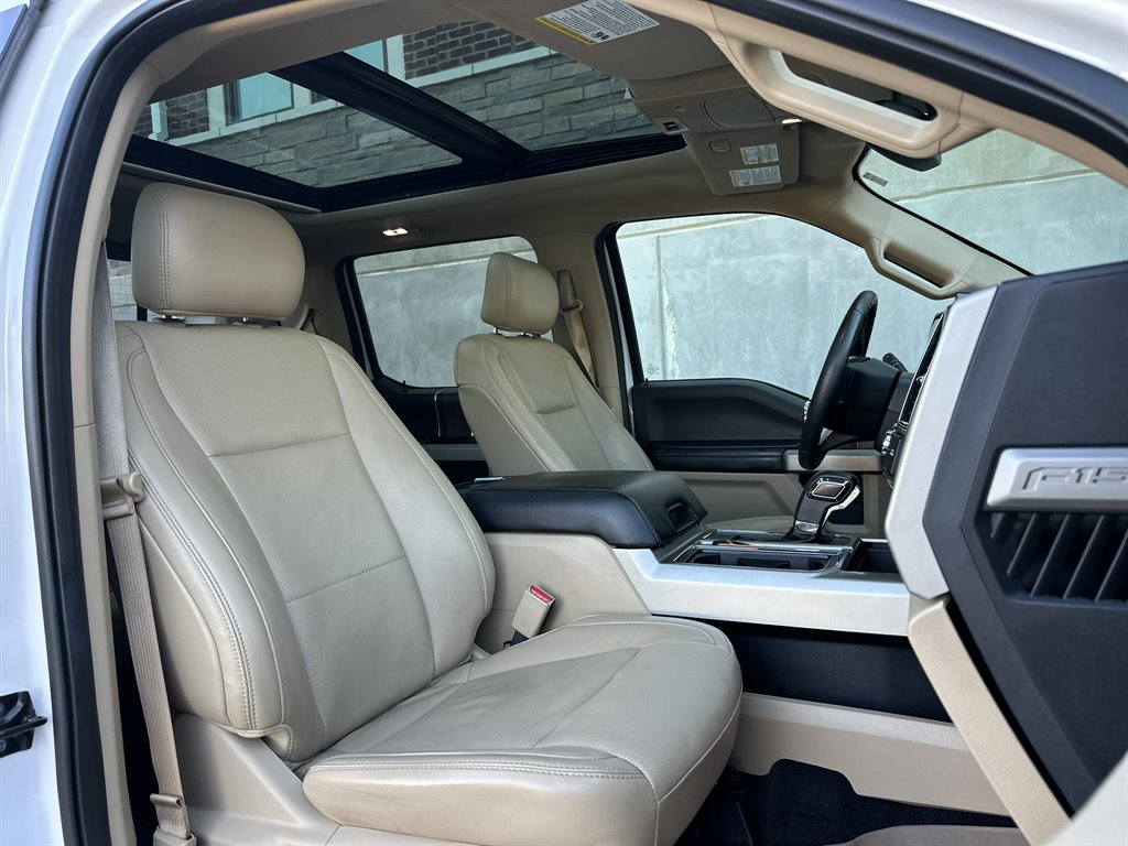 2017 Ford F-150 - $21,995