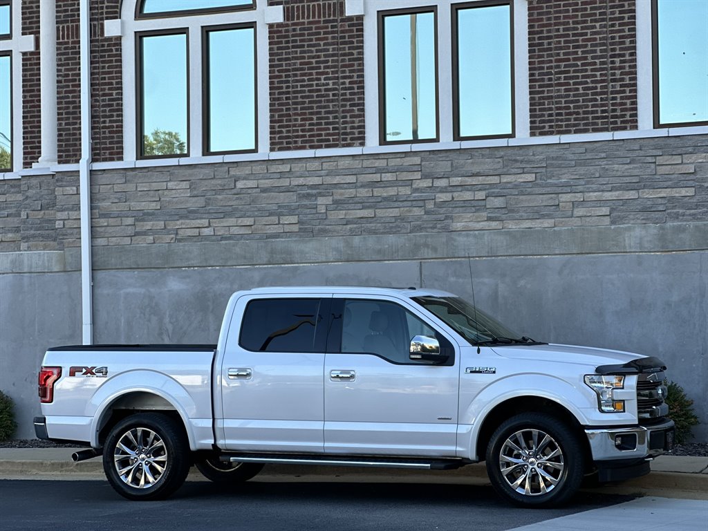 2017 Ford F-150 - $21,995