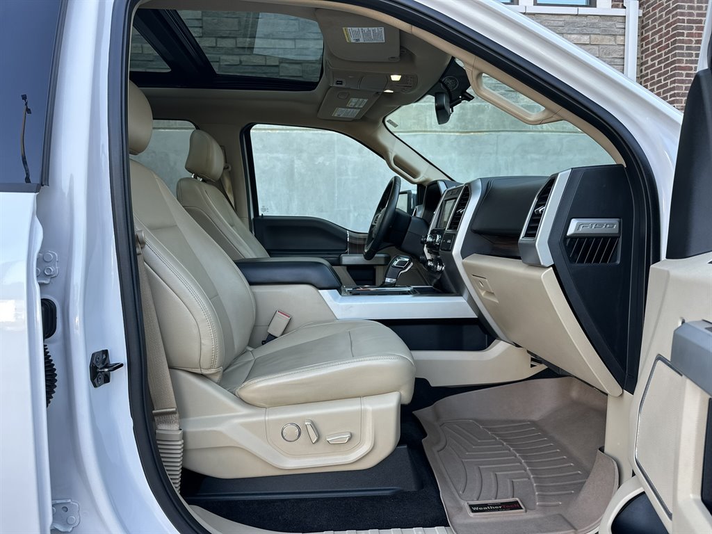 2017 Ford F-150 - $21,995