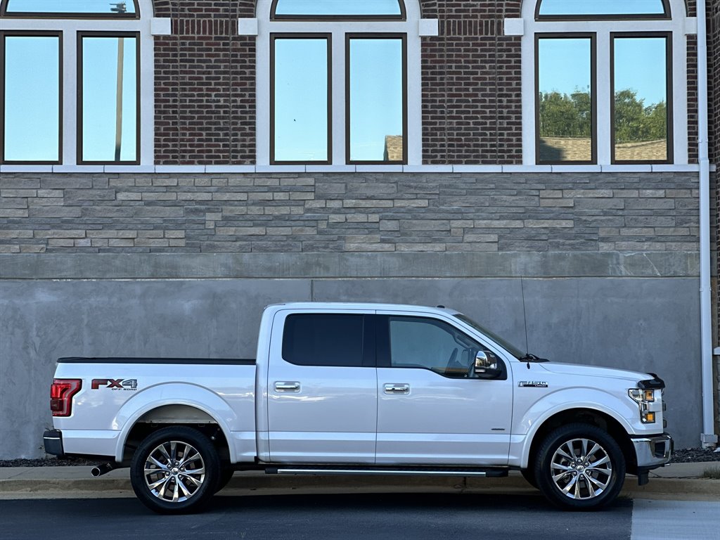 2017 Ford F-150 - $21,995
