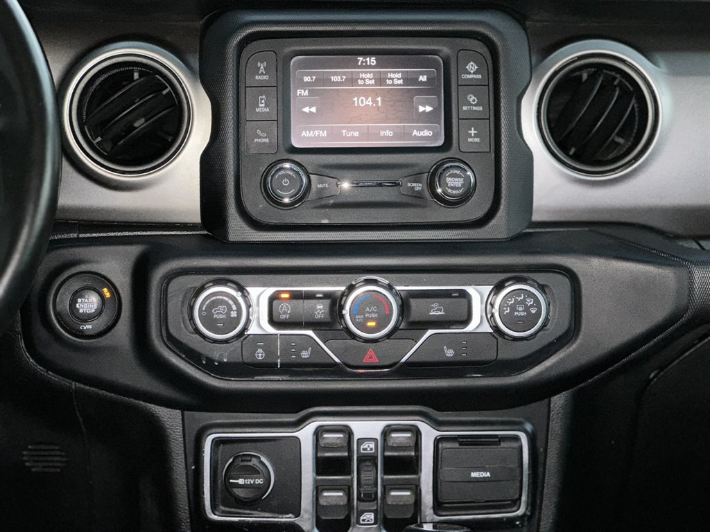 2020 Jeep Gladiator - $25,995