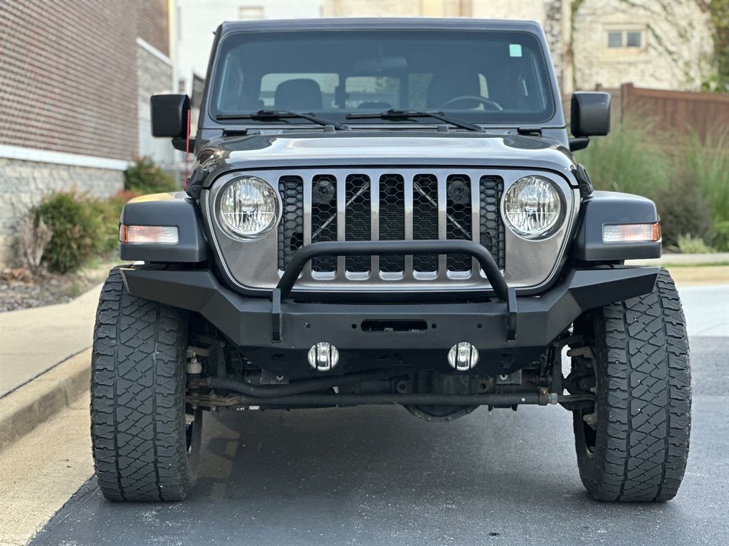 2020 Jeep Gladiator - $25,995