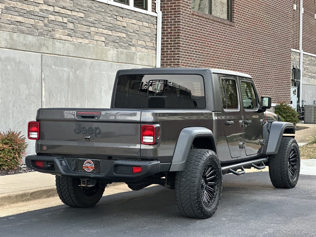 2020 Jeep Gladiator - $25,995