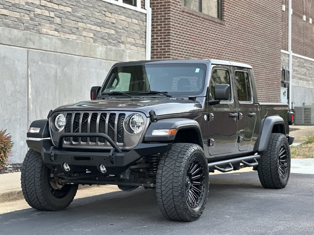 2020 Jeep Gladiator - $25,995
