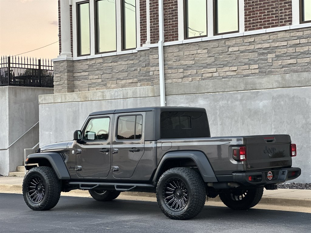 2020 Jeep Gladiator - $25,995