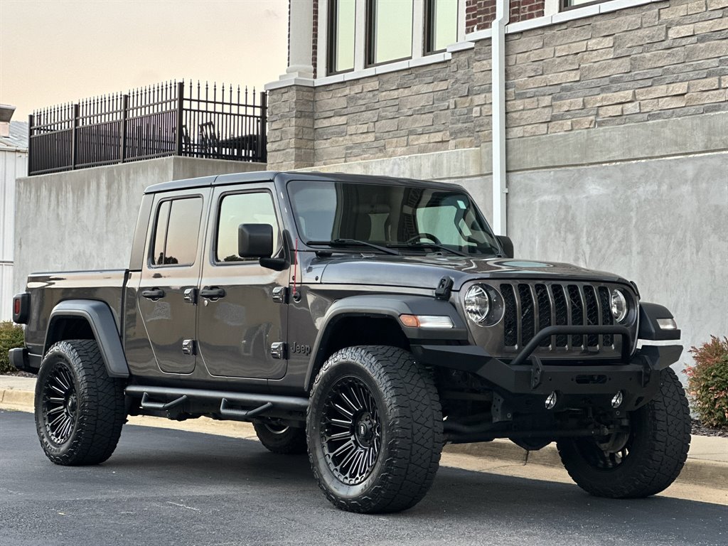 2020 Jeep Gladiator - $25,995