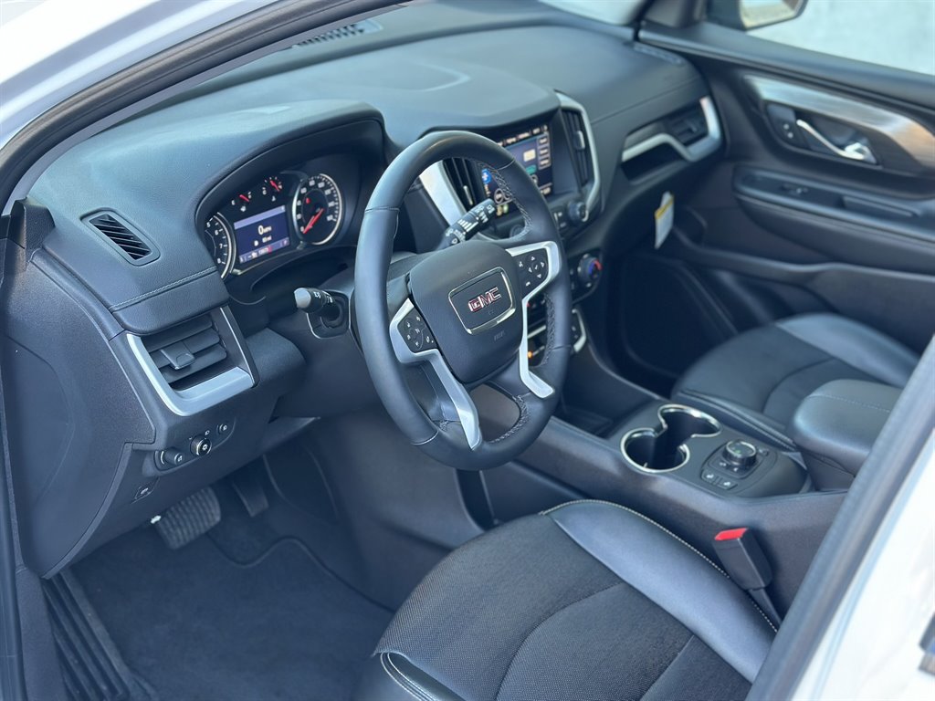 2024 GMC Terrain - $27,995