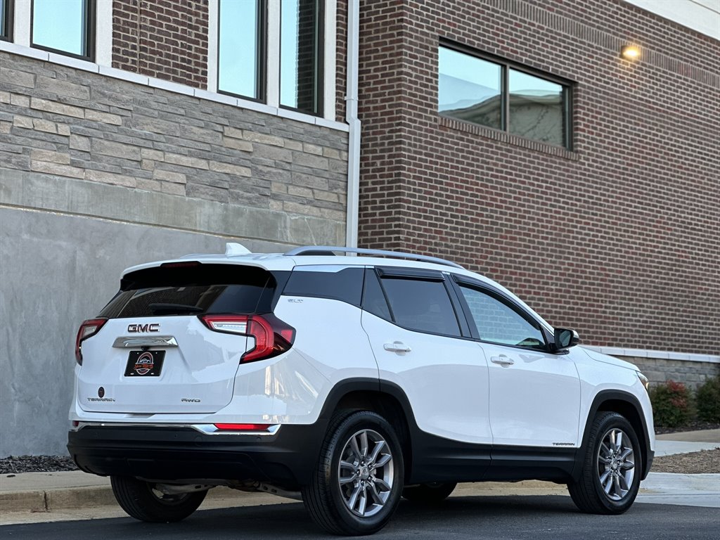 2024 GMC Terrain - $27,995