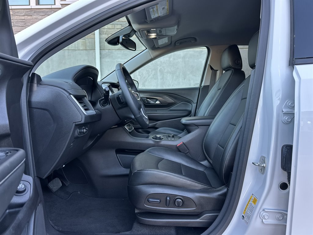 2024 GMC Terrain - $27,995