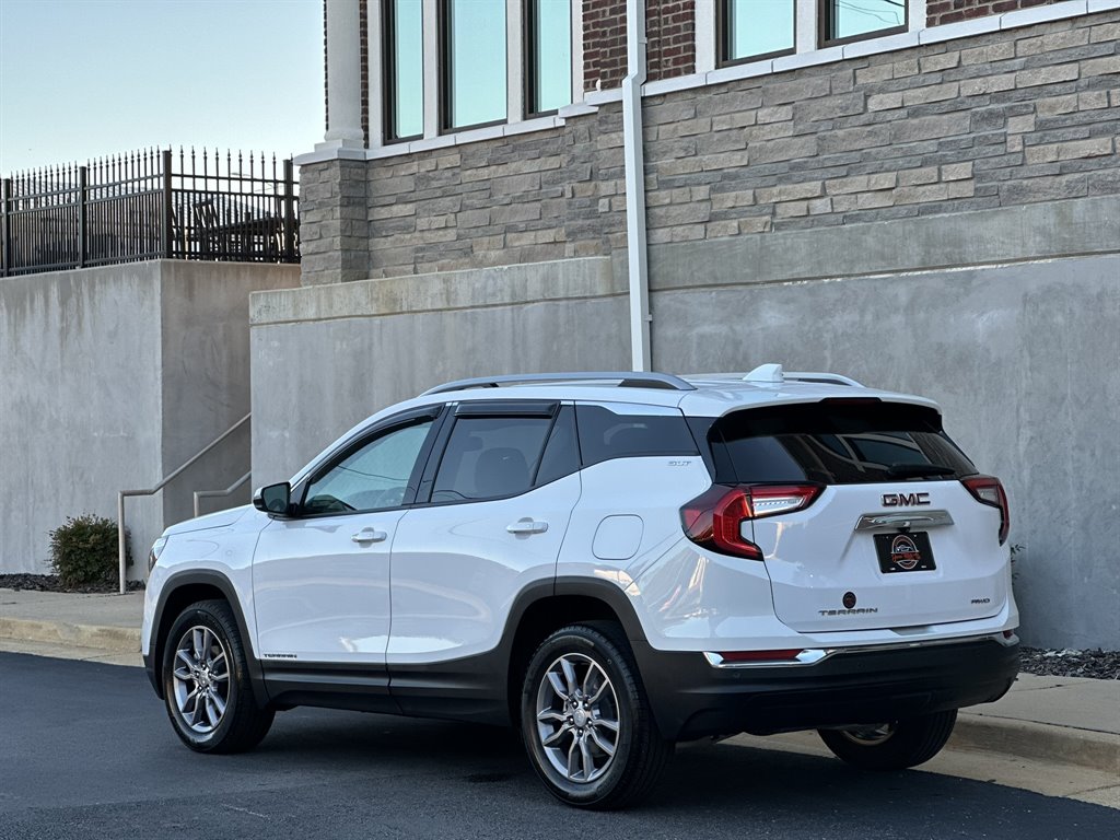 2024 GMC Terrain - $27,995