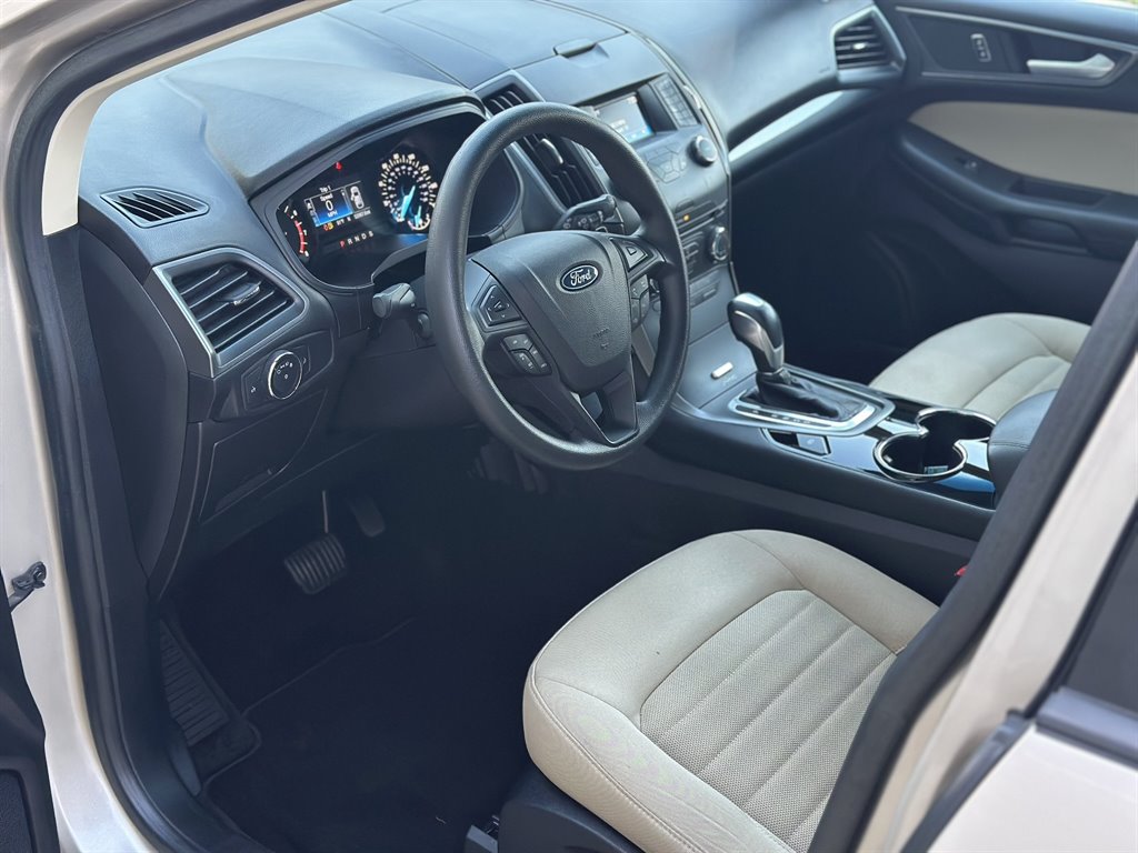 2018 Ford Edge - $14,995