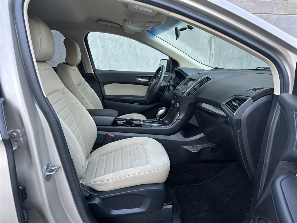 2018 Ford Edge - $14,995