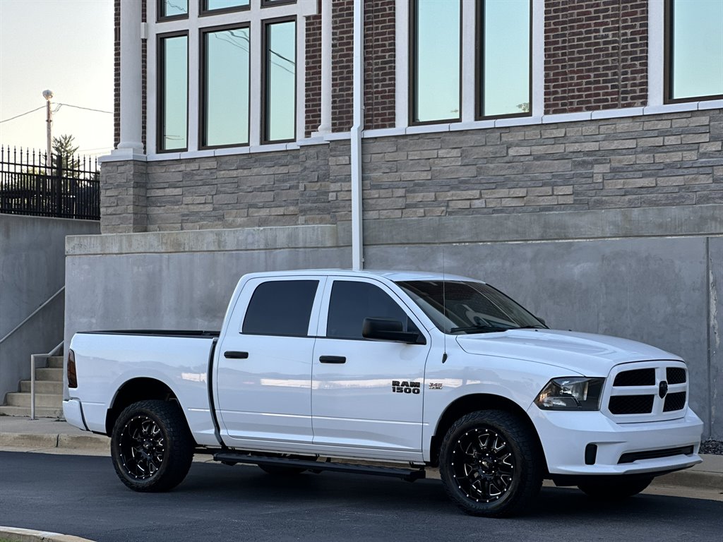 2014 Ram 1500 - $17,995
