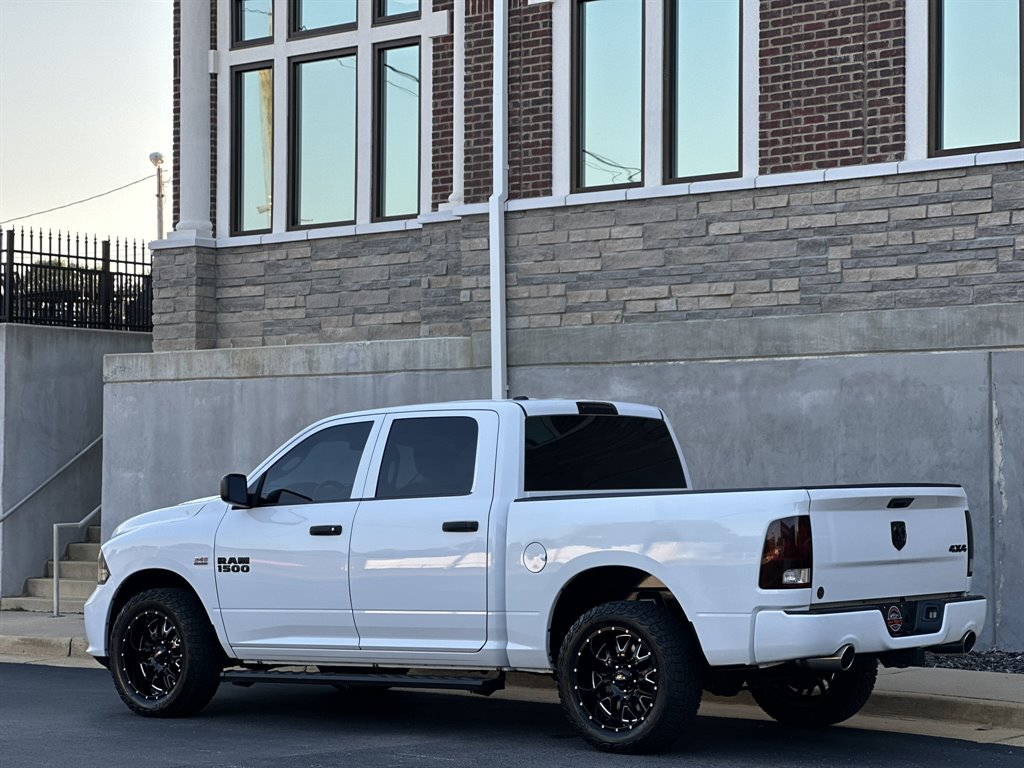 2014 Ram 1500 - $17,995