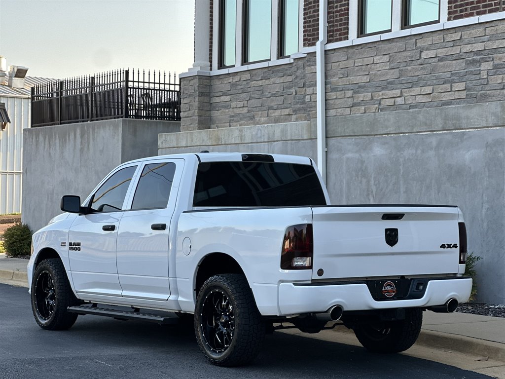2014 Ram 1500 - $17,995