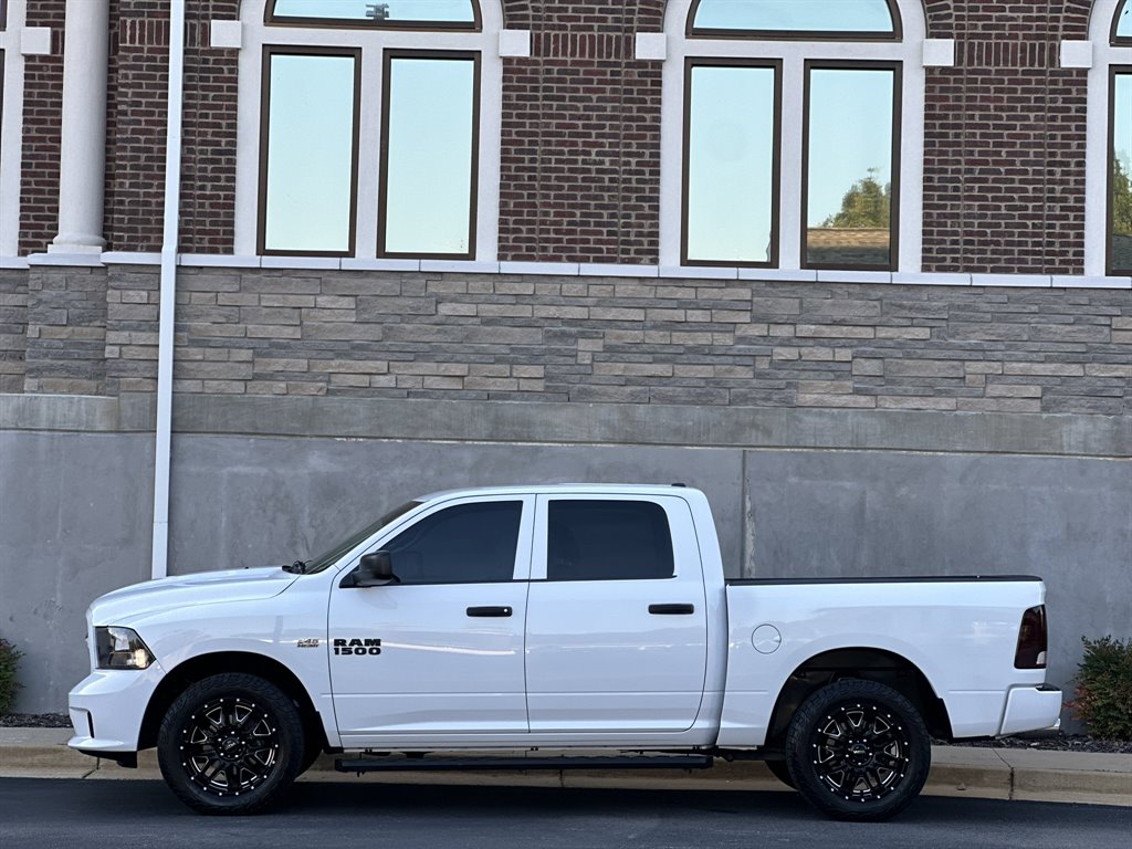 2014 Ram 1500 - $17,995