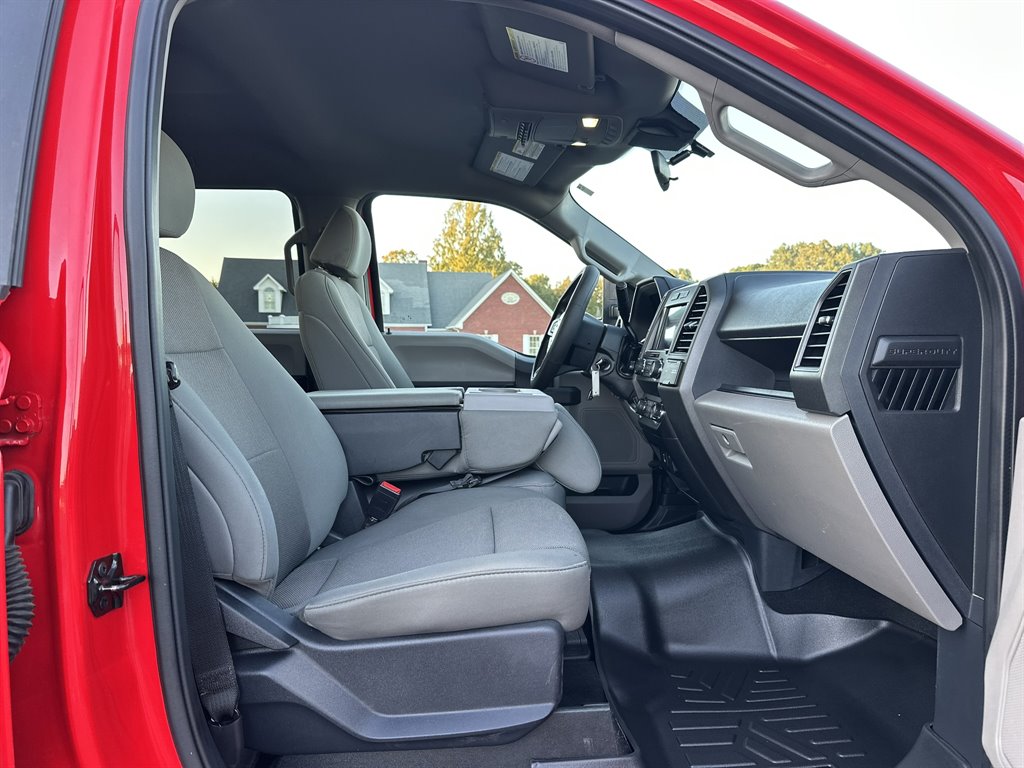 2022 Ford F-250 - $39,995