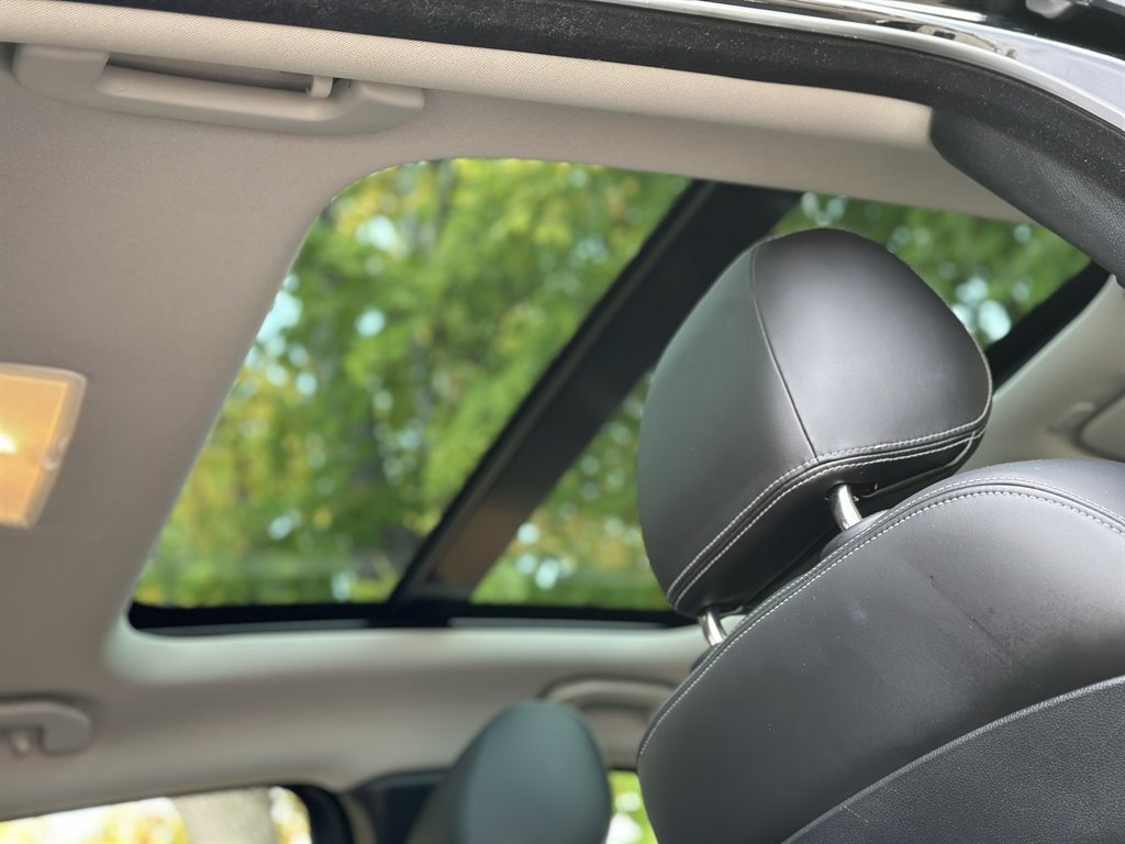 2017 INFINITI QX30 - $13,995