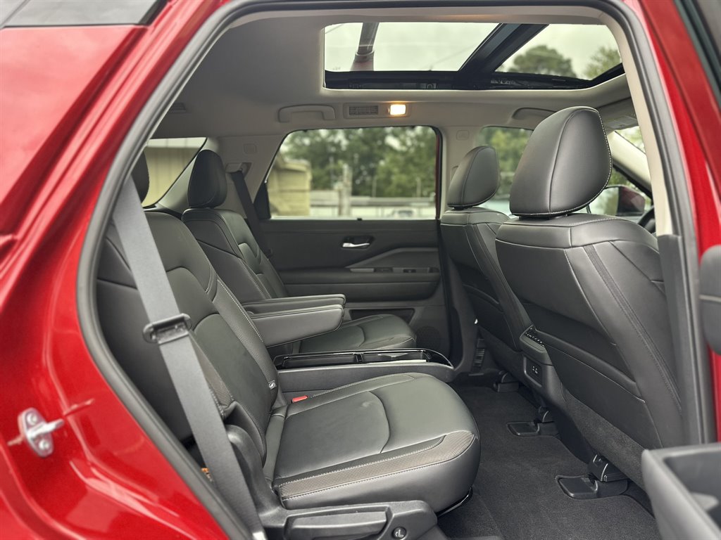 2025 Nissan Pathfinder - $34,995