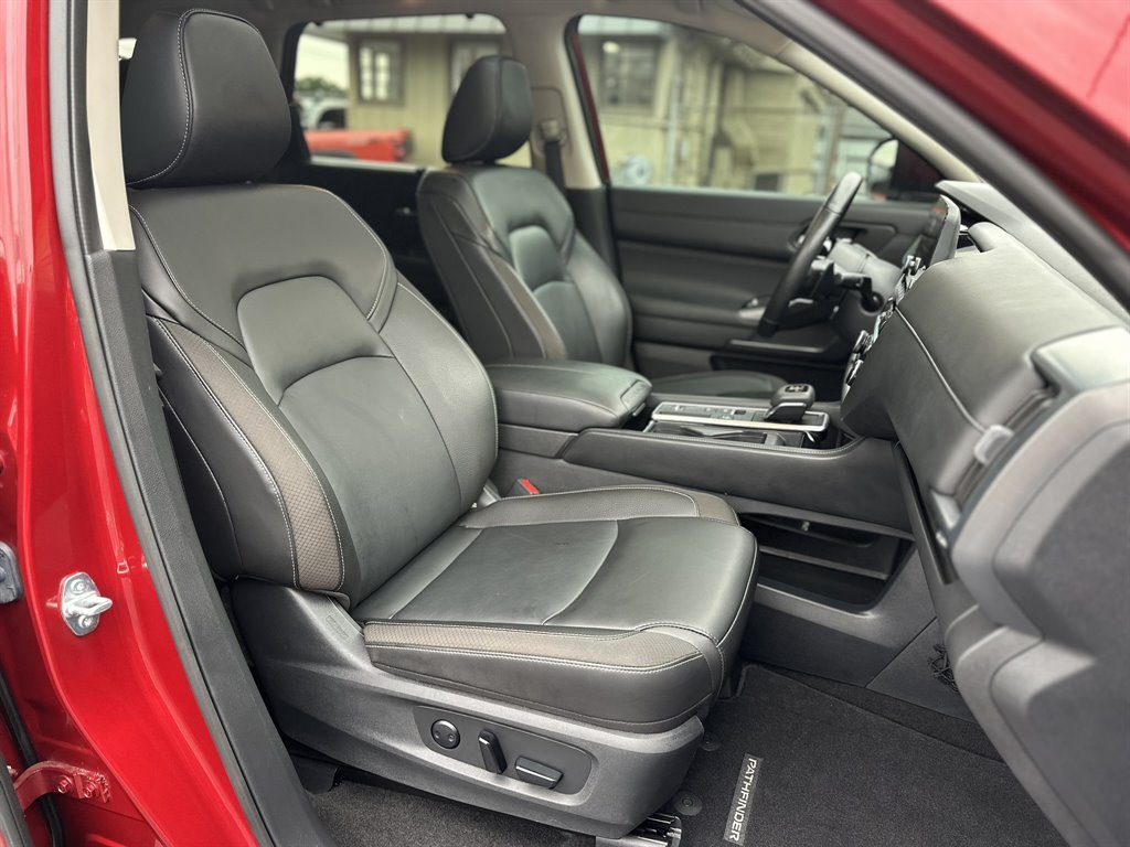 2025 Nissan Pathfinder - $34,995