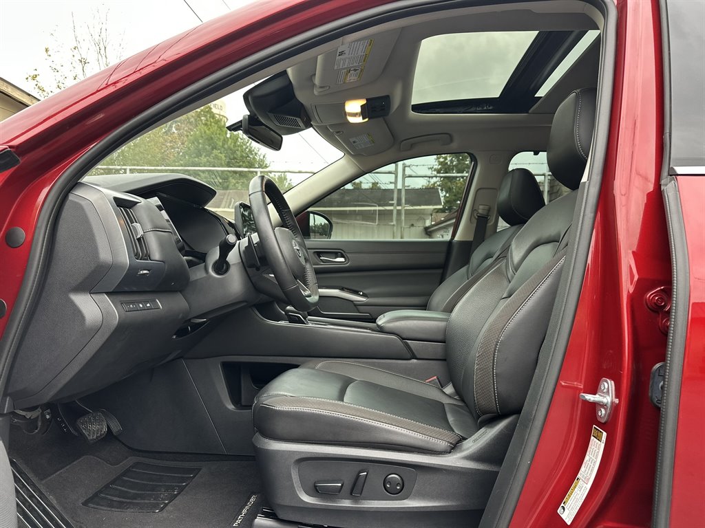 2025 Nissan Pathfinder - $34,995