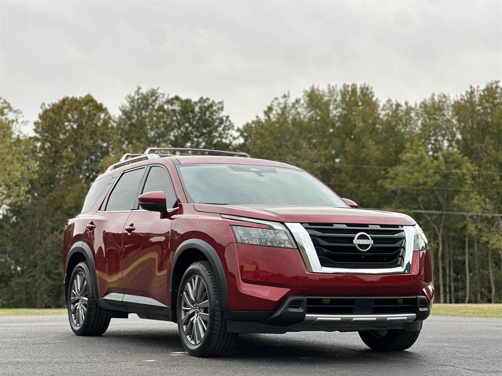 2025 Nissan Pathfinder - $34,995