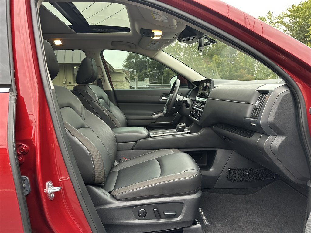 2025 Nissan Pathfinder - $34,995