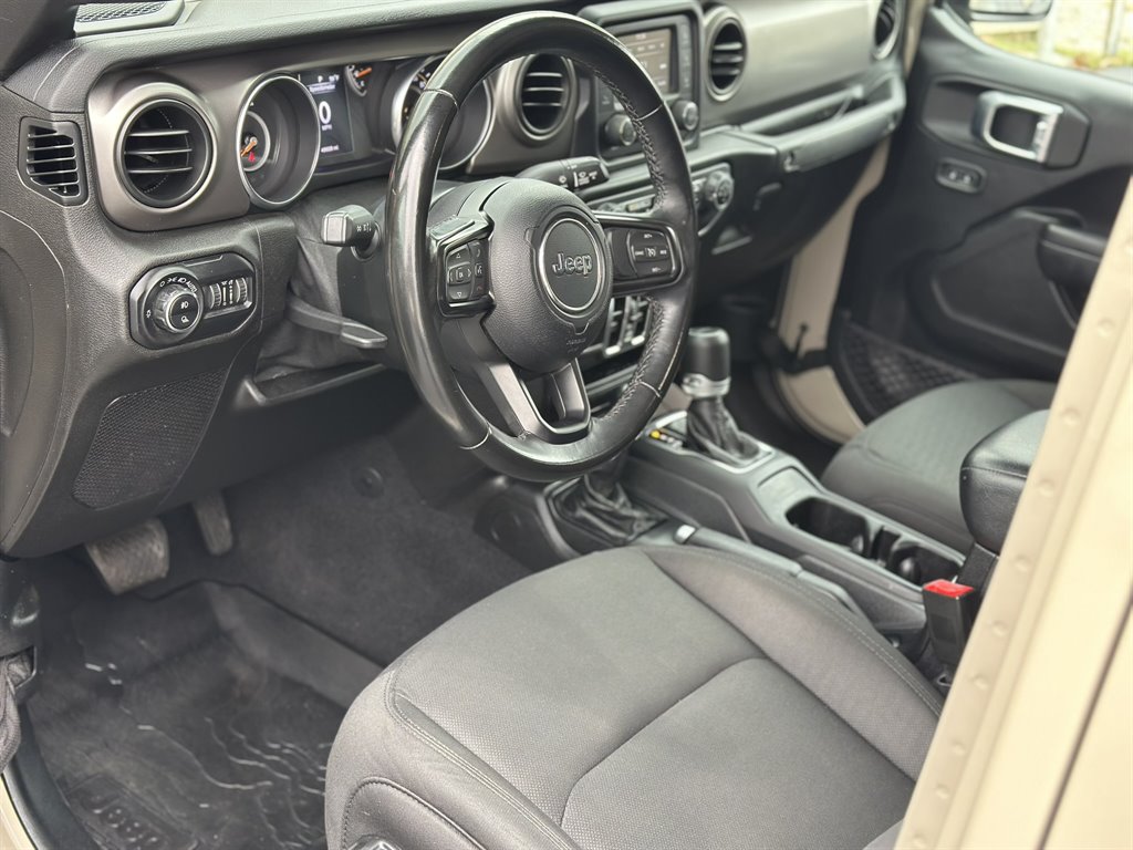 2020 Jeep Gladiator - $27,995