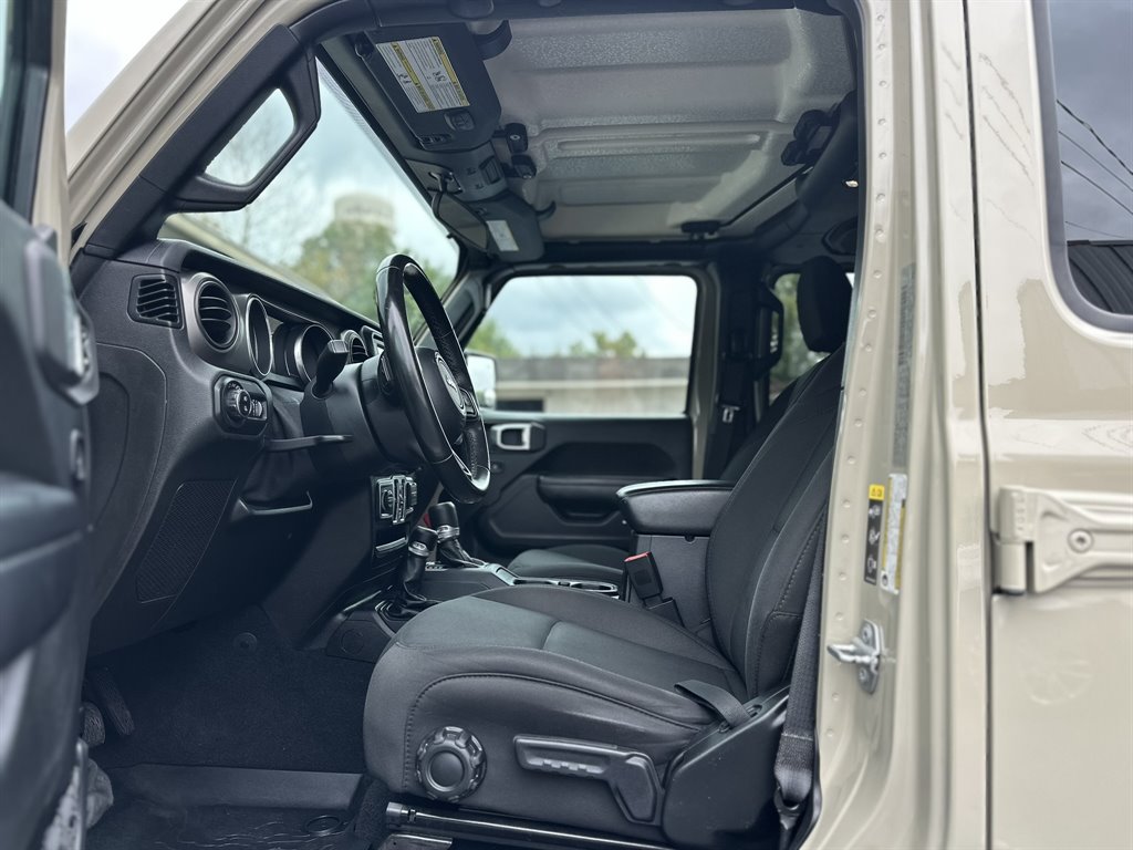 2020 Jeep Gladiator - $27,995
