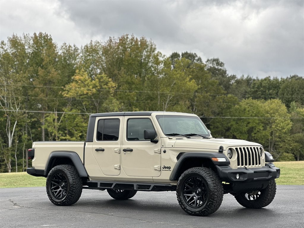 2020 Jeep Gladiator - $27,995