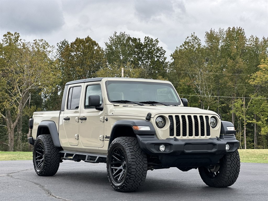 2020 Jeep Gladiator - $27,995
