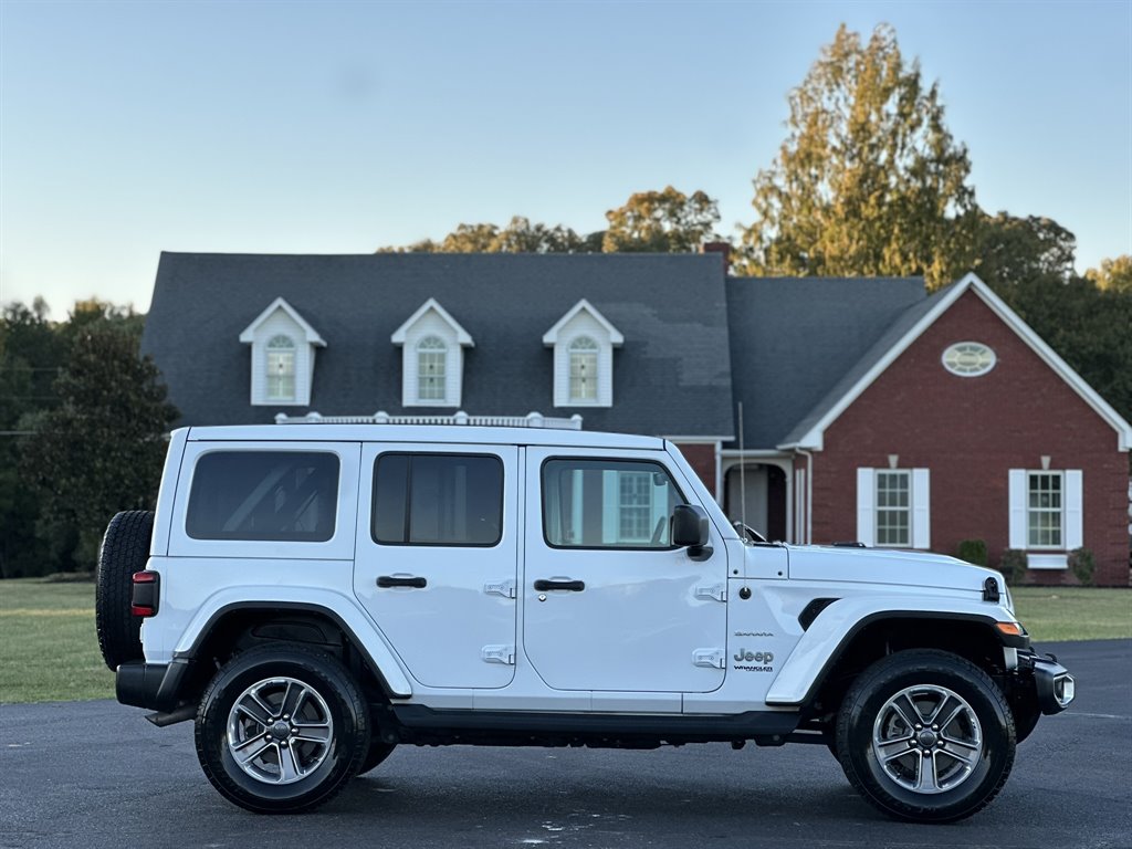 2022 Jeep Wrangler - $31,995