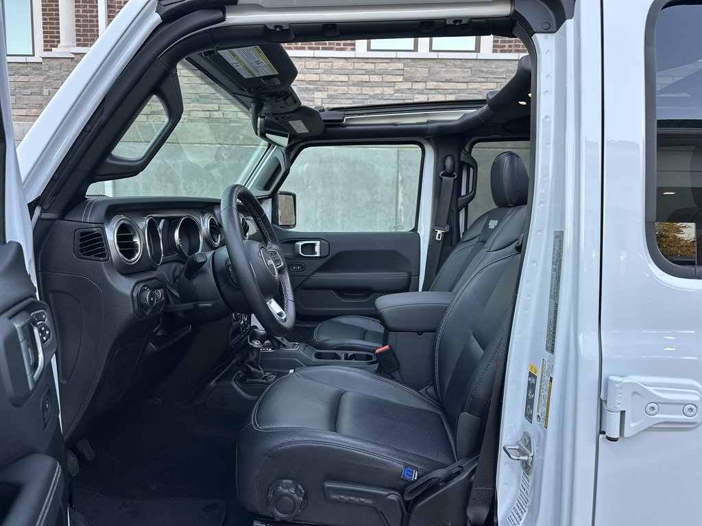2022 Jeep Wrangler - $31,995