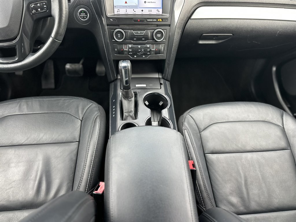 2017 Ford Explorer - $13,995