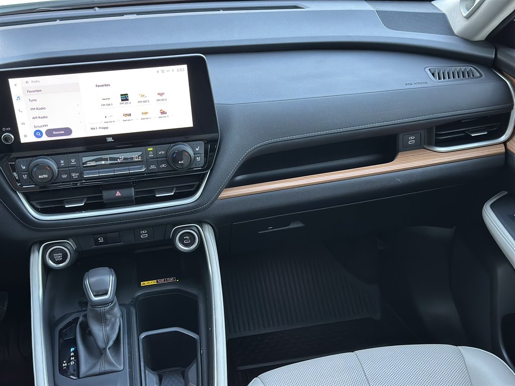 2024 Toyota Highlander - $47,995