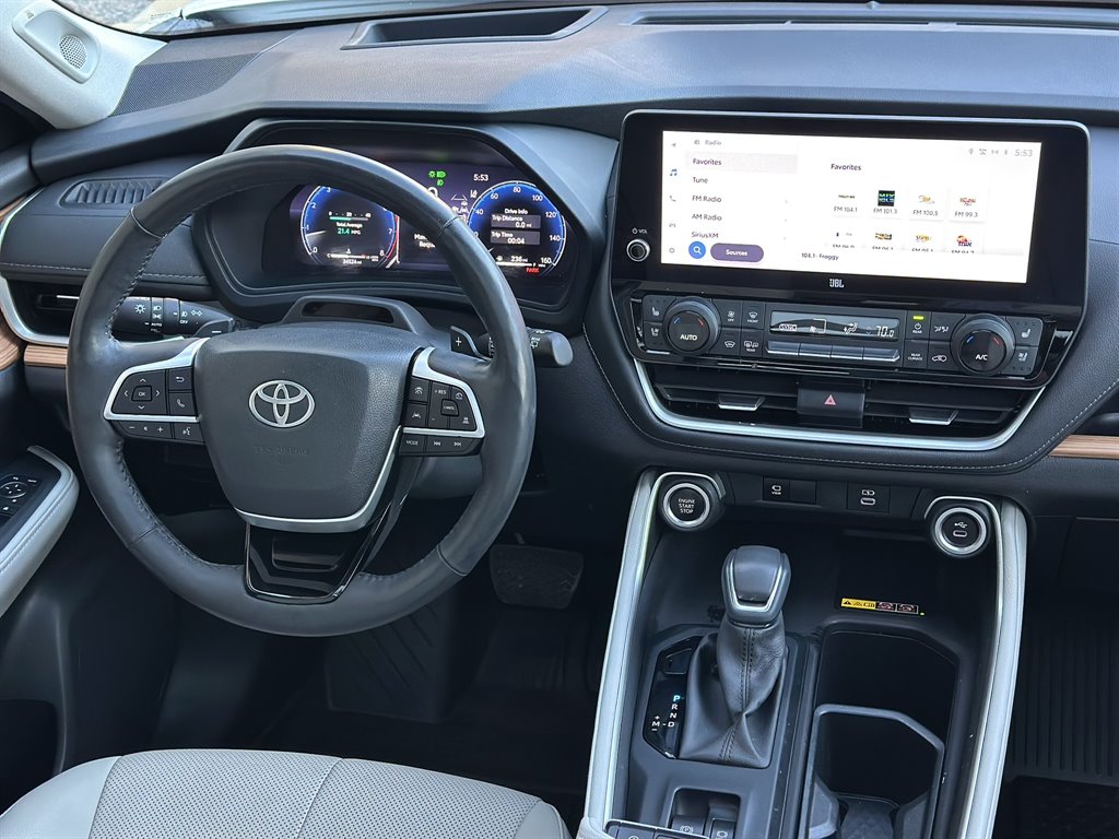 2024 Toyota Highlander - $47,995