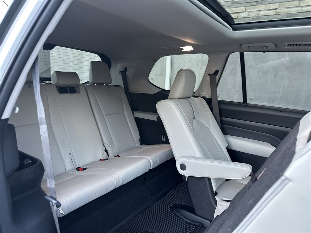 2024 Toyota Highlander - $47,995