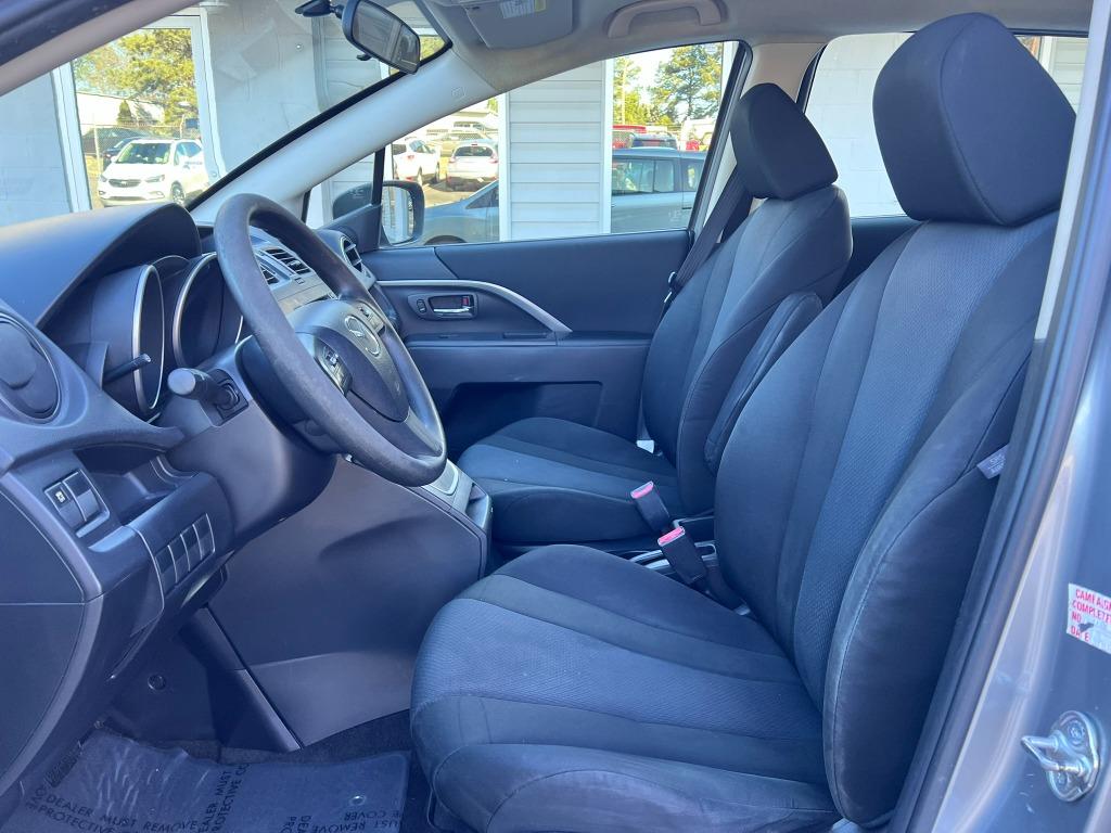 2015 Mazda Mazda5 Sport photo