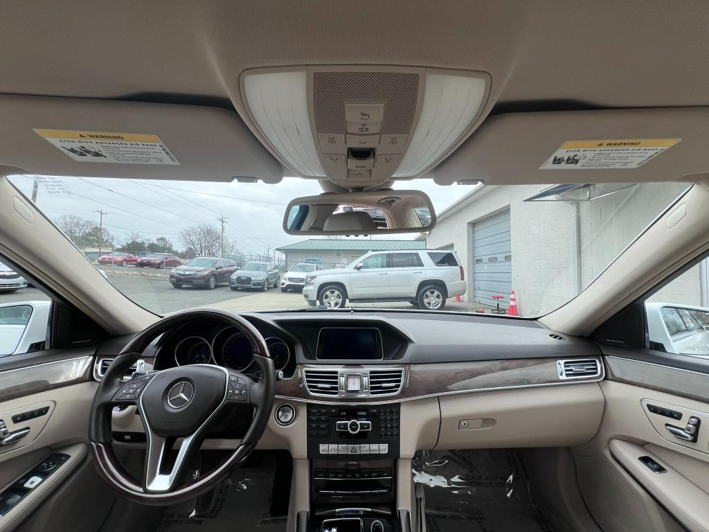 2014 Mercedes-Benz E-Class E350 4MATIC Sport photo