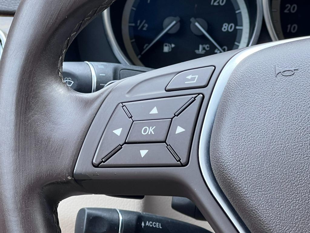 2014 Mercedes-Benz E-Class E350 4MATIC Sport photo