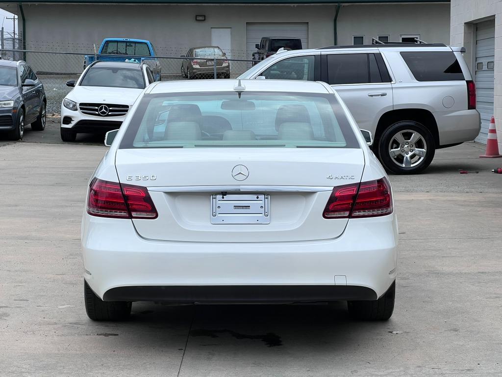 2014 Mercedes-Benz E-Class E350 4MATIC Sport photo