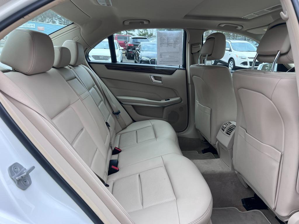 2014 Mercedes-Benz E-Class E350 4MATIC Sport photo