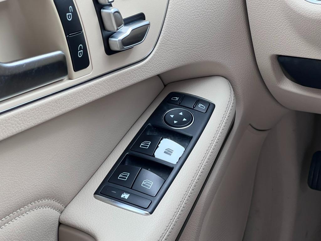 2014 Mercedes-Benz E-Class E350 4MATIC Sport photo