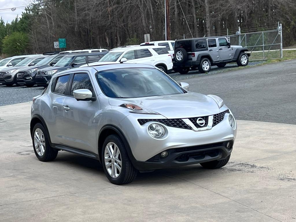 2015 Nissan JUKE SL photo