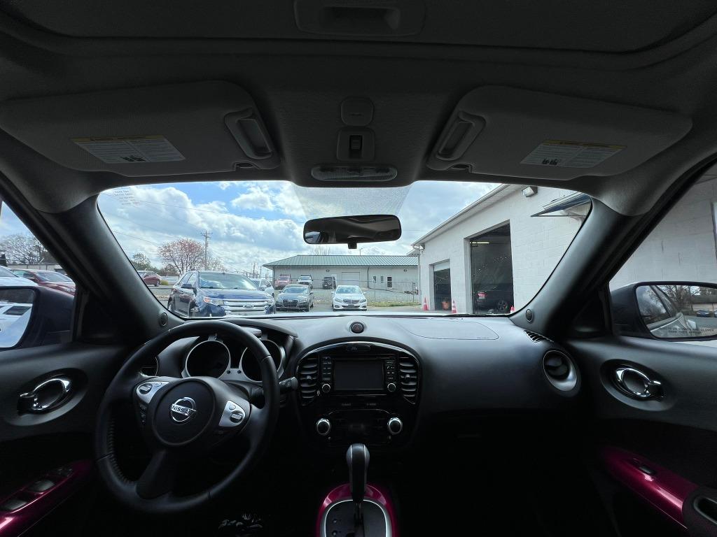 2015 Nissan JUKE SL photo
