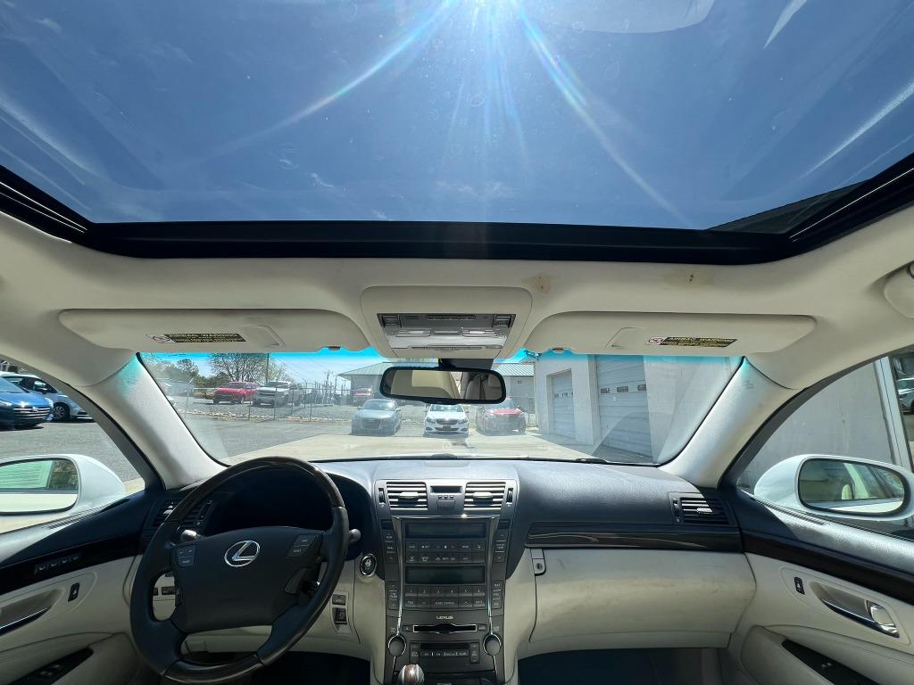2007 Lexus LS 460 photo