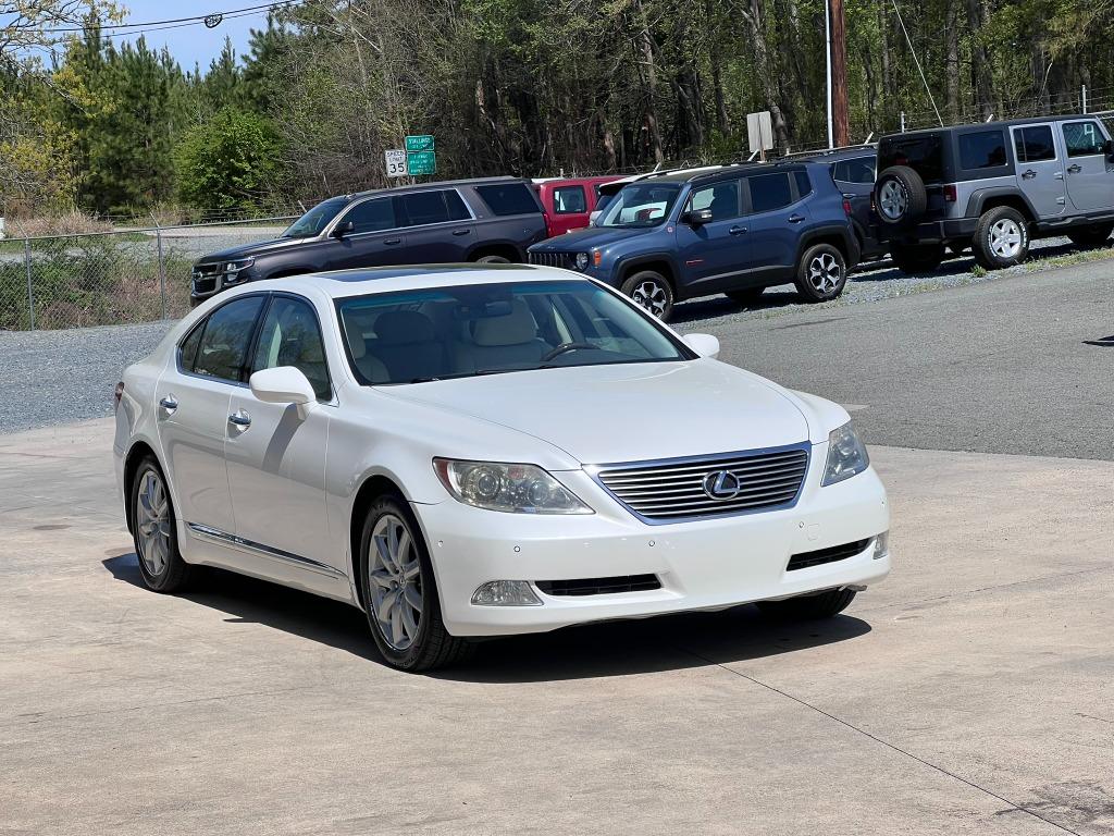 2007 Lexus LS 460 photo